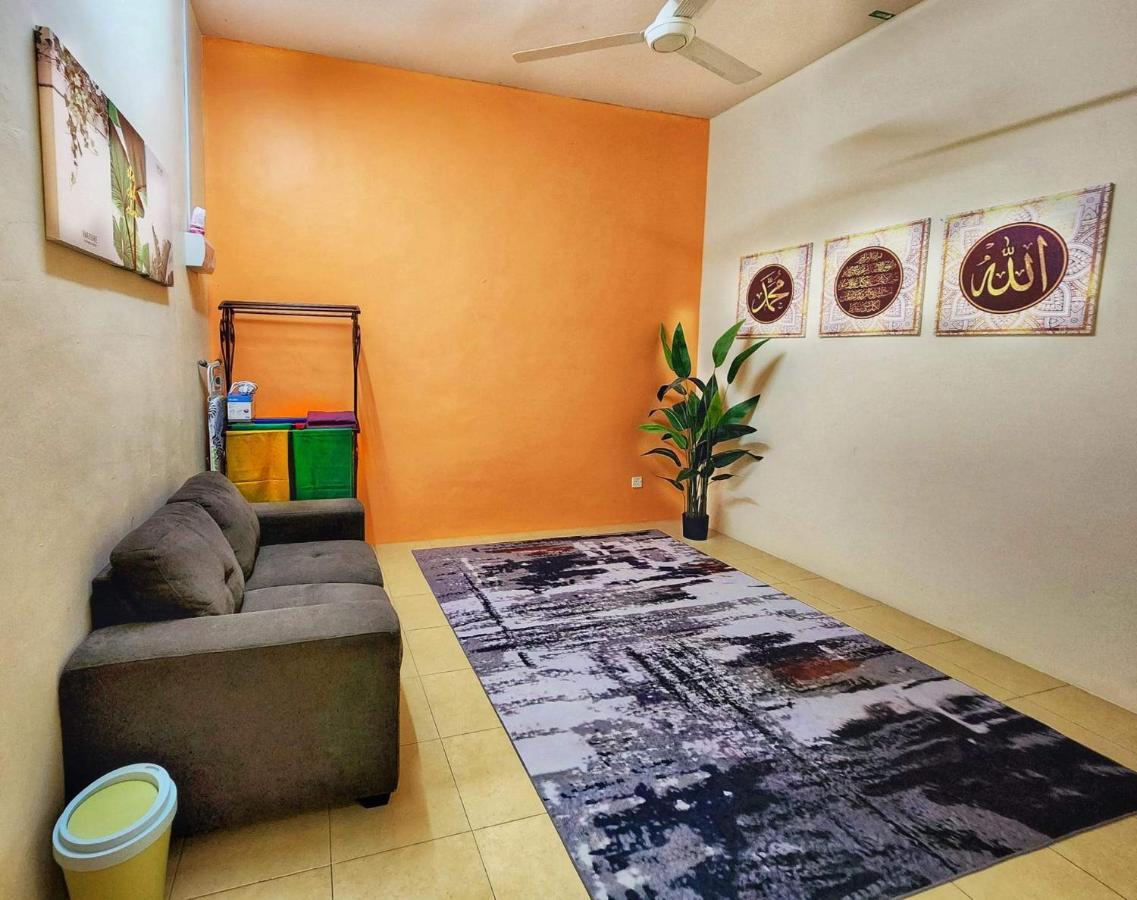 Staylena Klebang Melaka Homestay - Musliem Unit Exteriör bild